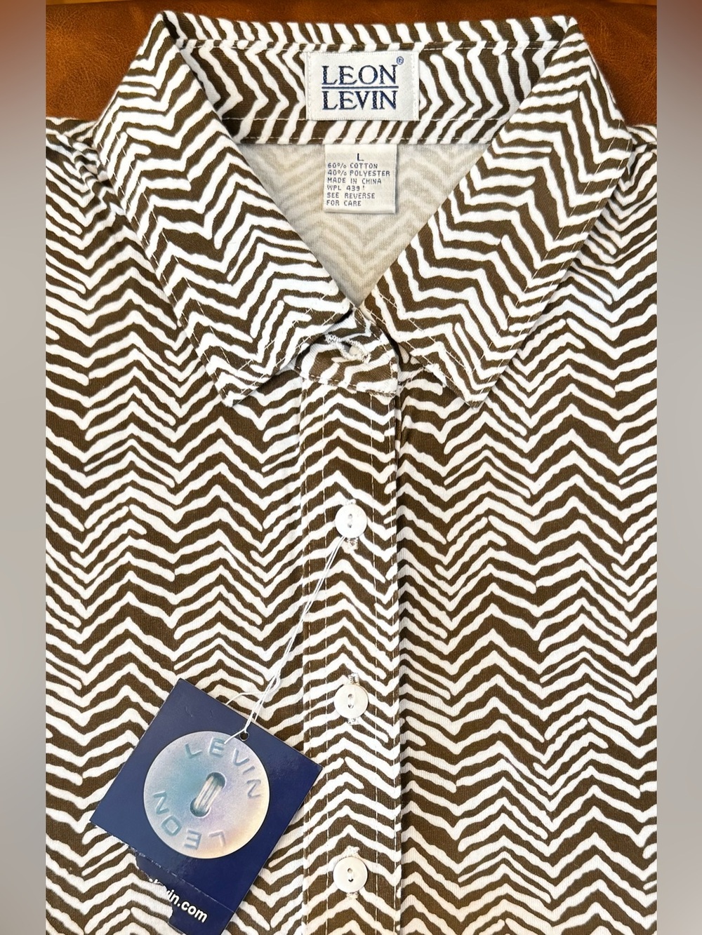 New Leon Levin Polo Shirt Women’s LARGE Short Sleeve Blouse Brown Chevron Golf